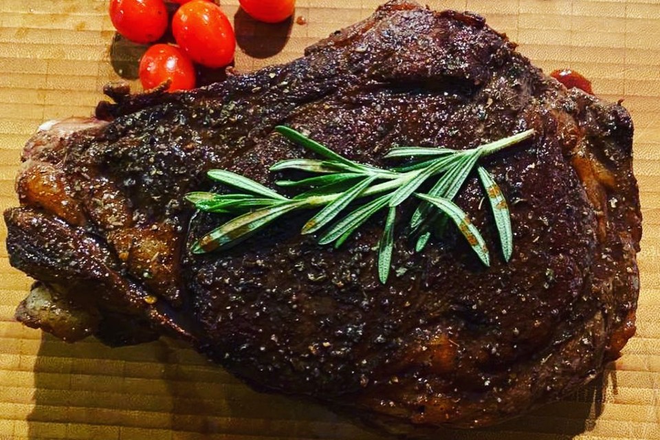 Dan's Steak Bar & Grill