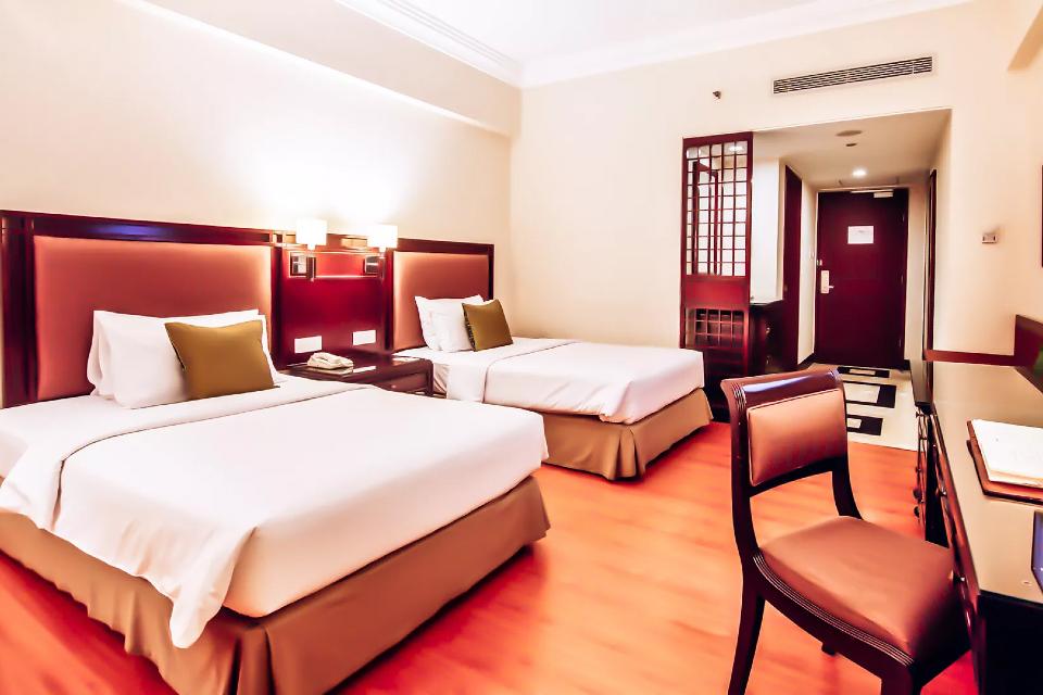 Lumire Hotel & Convention Centre