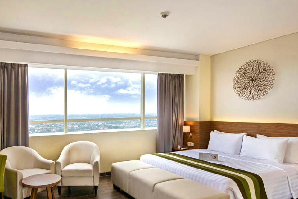 Grand Whiz Poins Simatupang Jakarta