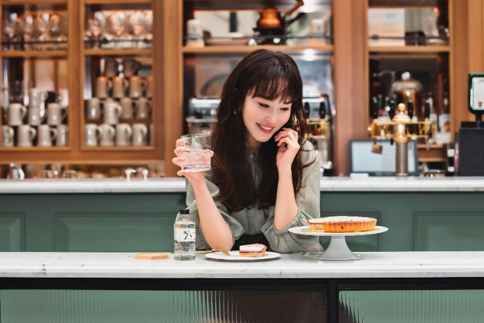 Roku Gin and Fanntasy Collaborates on an Exquisite Springtime Mother’s Day Special