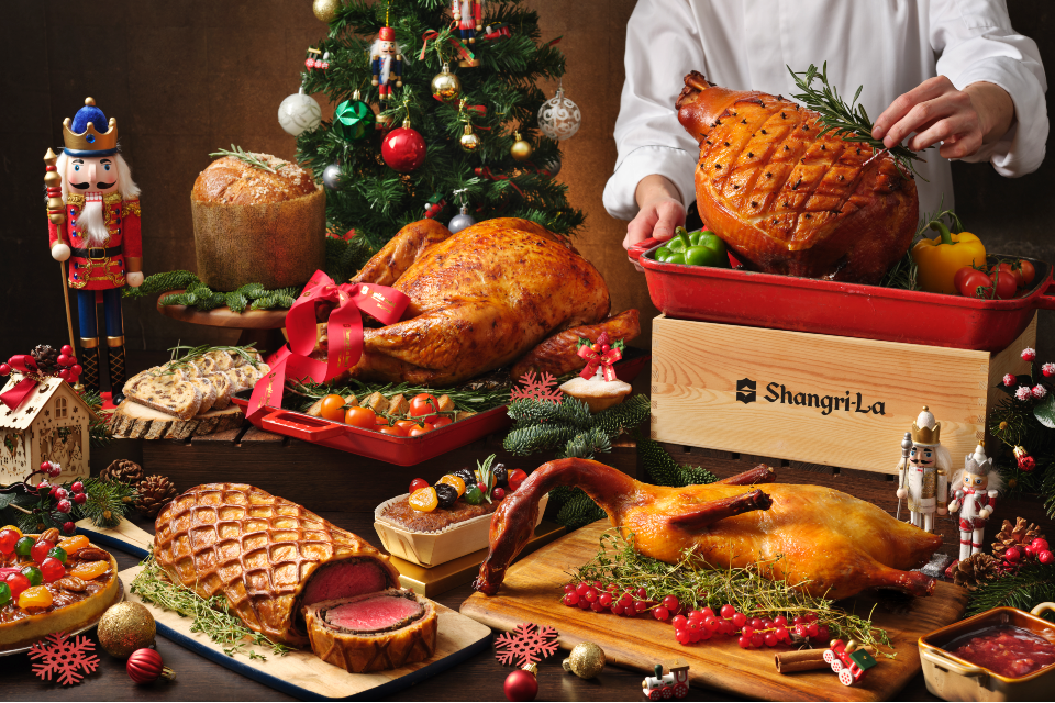 Revel in the Enchanted Wonders of Christmas With Shangri-La Singapore