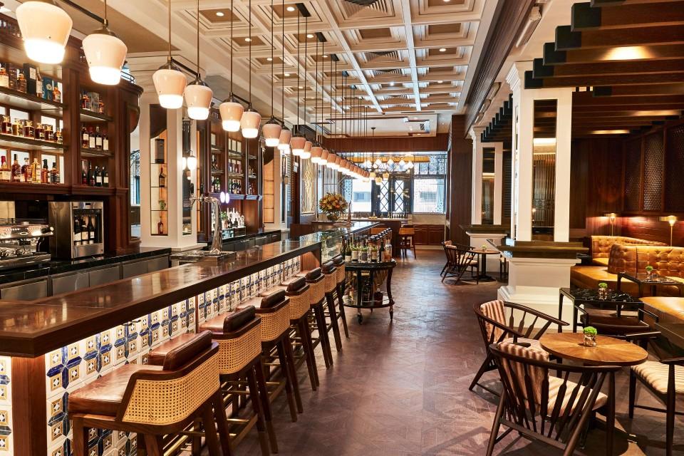 The Bar at 15 Stamford The Capitol Kempinski Hotel Singapore