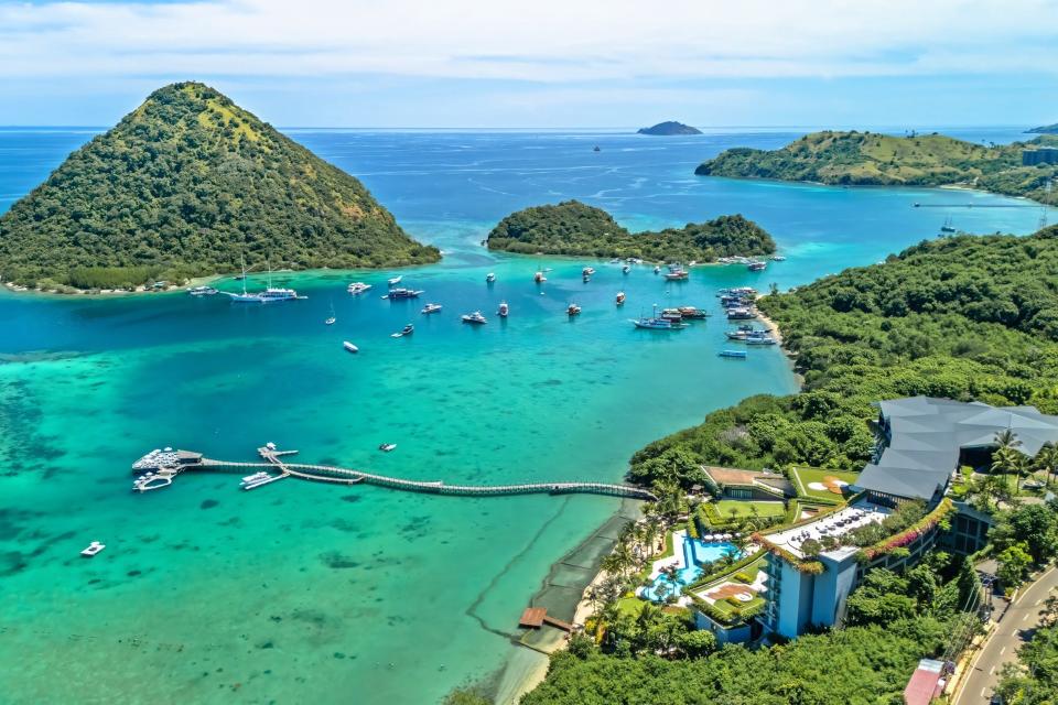 AYANA Komodo Waecicu Beach