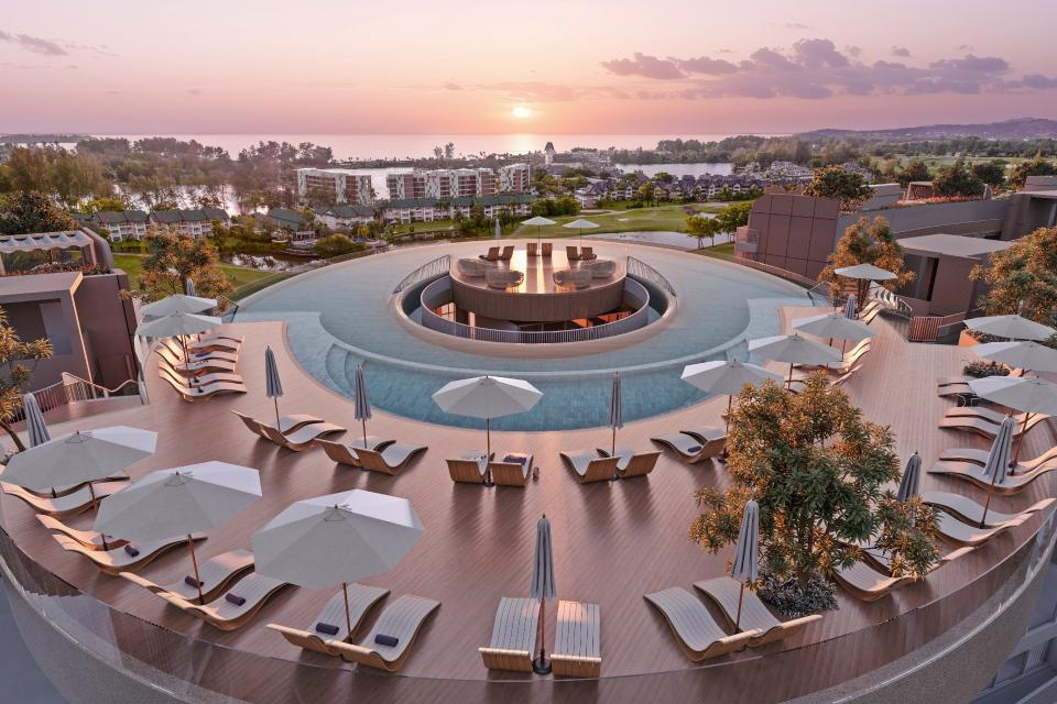 Sky pool at Angsana Golf Residences Topaz