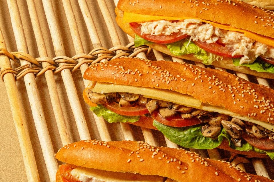 PAUL - Warm Sandwiches Group Shot