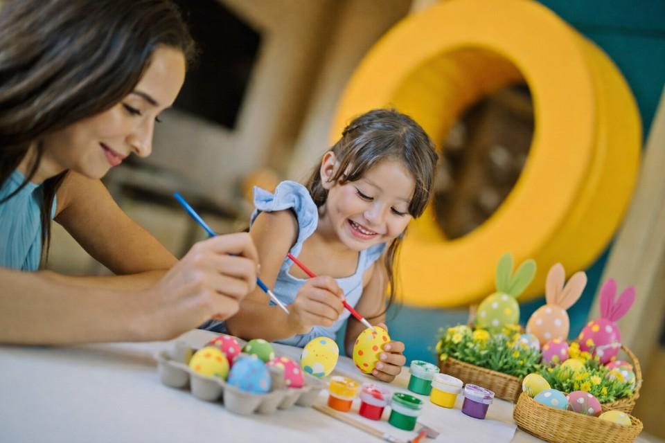 Umana Bali Easter Egg Painting