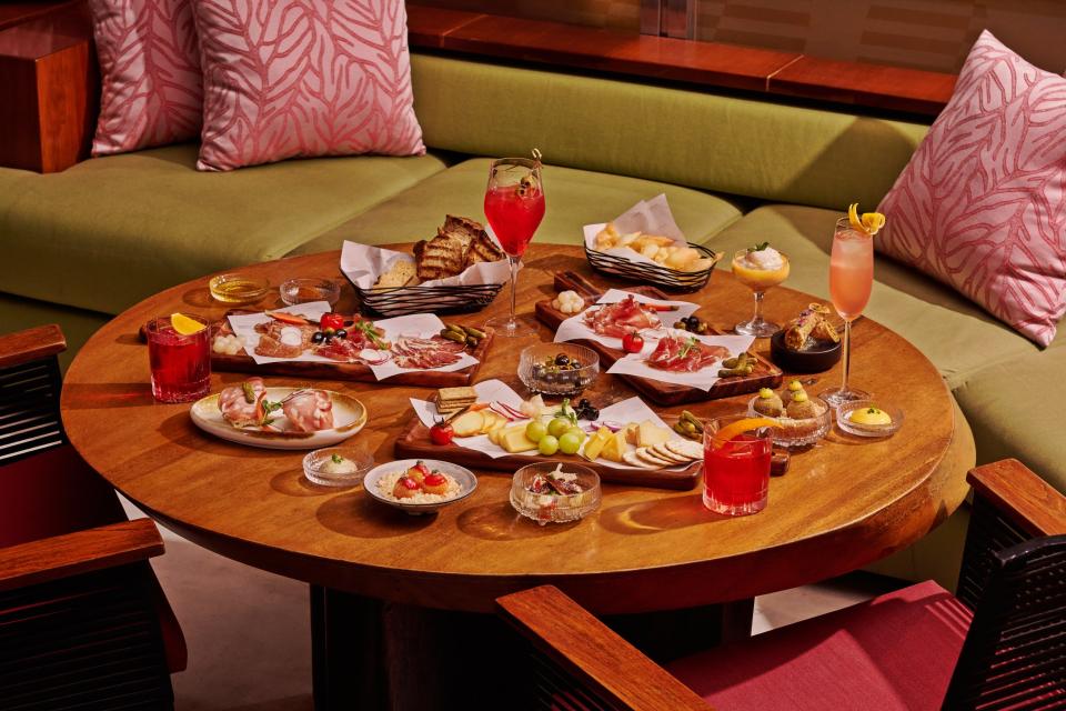 Aperitivo Hour at Conrad Singapore