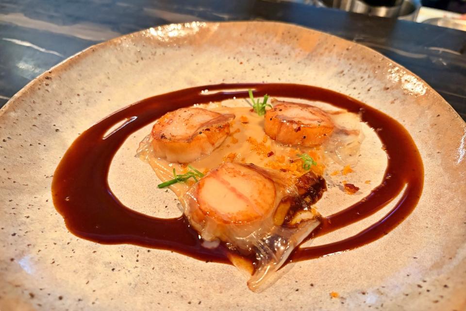 scallops at esquina singapore