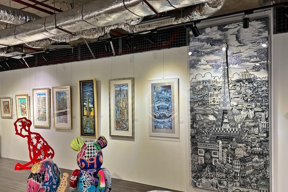 Expat Choice Reporter Doug Peris Explores The Unbelievable Island of Singapore at 60 by Charles Fazzino