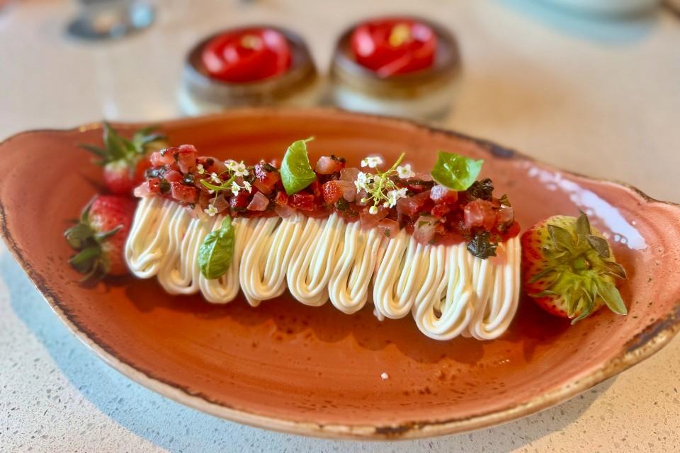 Expat Choice Reporter Rebecca Assice Indulges in Prego’s La Famiglia Sunday Feast at Fairmont Singapore