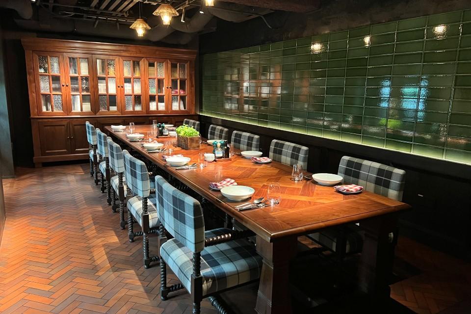 Expat Reporter Sylvia Fernandes Explores the Refreshed Set Lunch at Pete’s Place Grand Hyatt