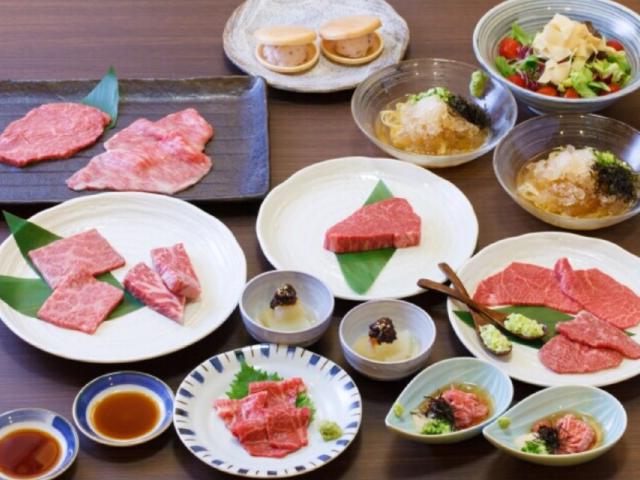 BEEF YAKINIKU DINING YAKINIQUEST