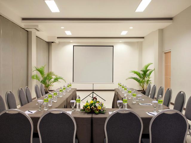 MaxOne Signature Glodok Jakarta