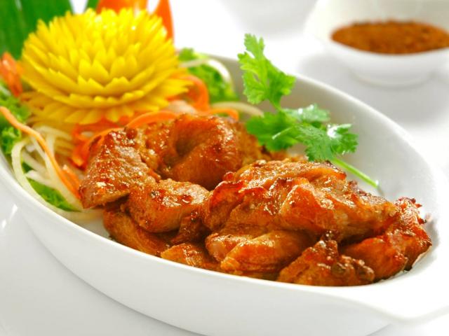 dianadin leluk thai restaurant
