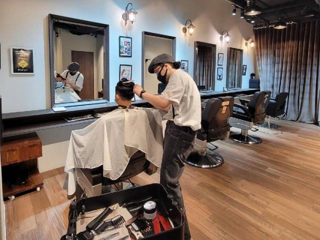 barber 25