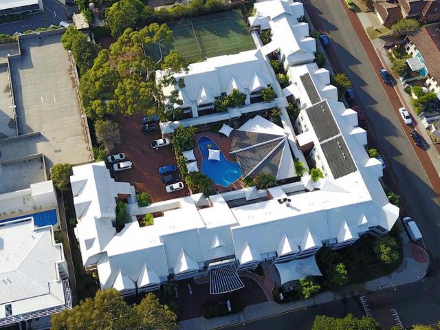 Broadwater Resort Como