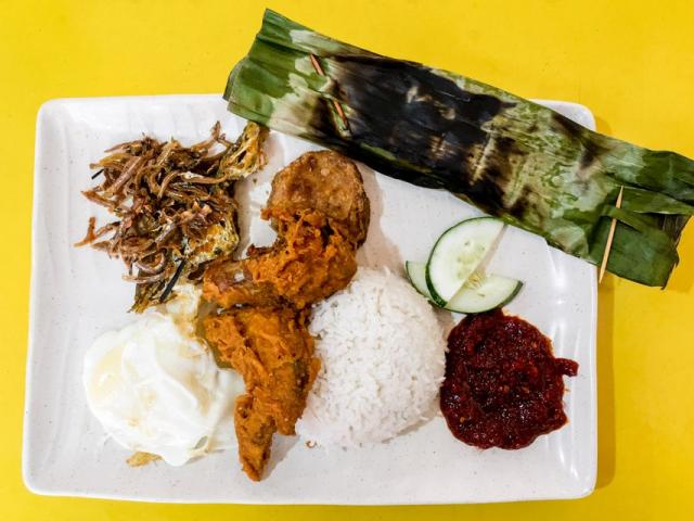 selera rasa nasi lemak