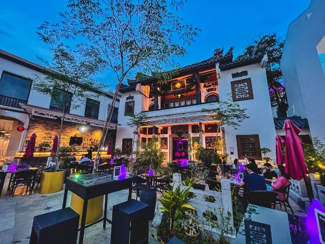 Yin Bar Singapore