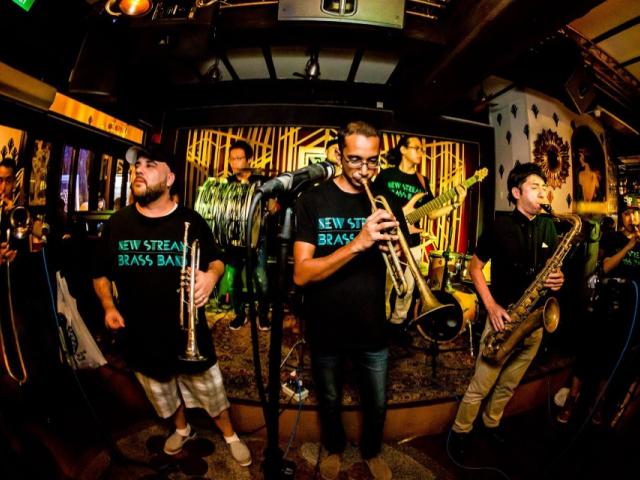 Blu Jaz Café