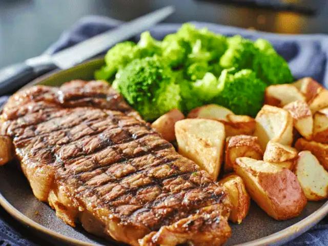 Mo's Grill and Bar