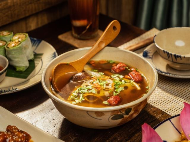 Nấm - Vegetarian Bistro