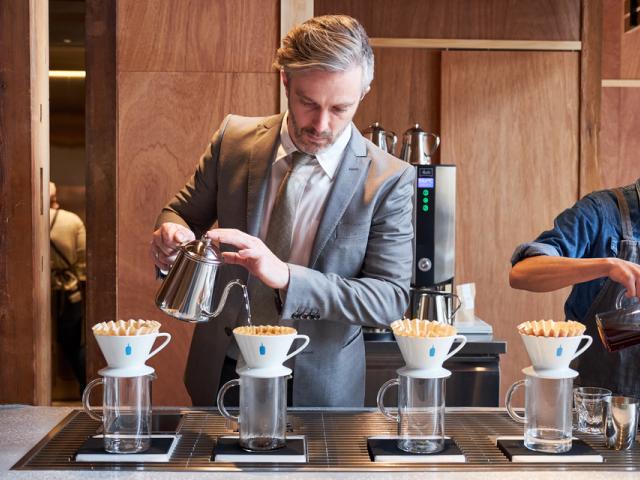 Blue Bottle Classes: The Art of the Pour Over