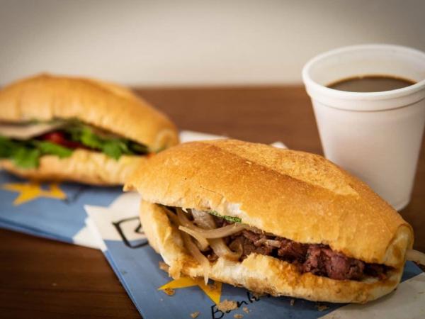 Banh Mi Thit