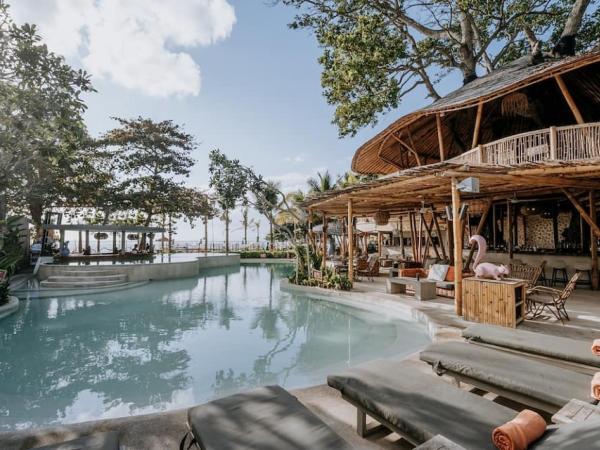 ARTOTEL Beach Club