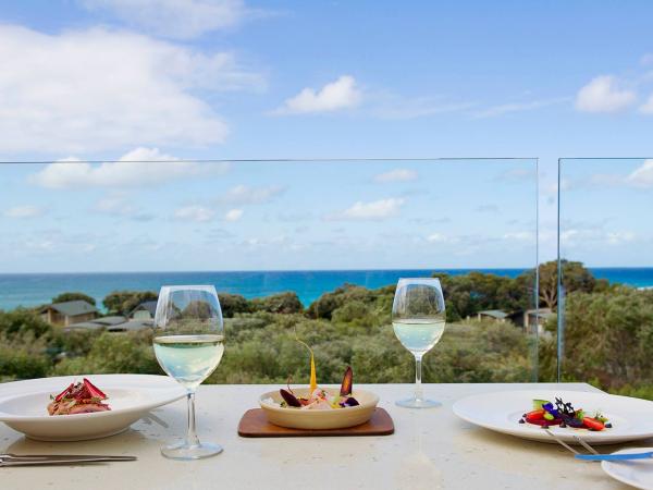 Pullman Bunker Bay Resort