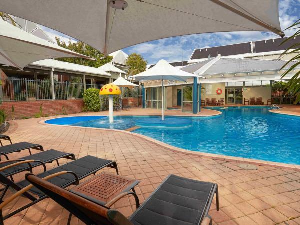 Broadwater Resort Como