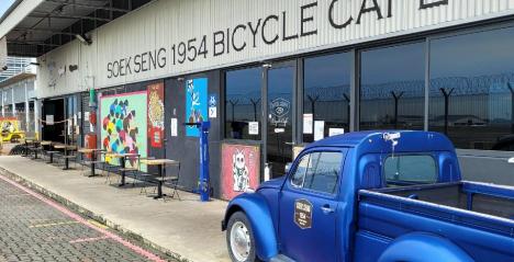 Soek Seng 1954 Bicycle Cafè