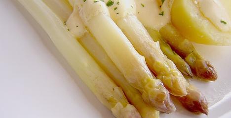 Brotzeit Celebrates Spring with Spargel Wochen Delicious Asparagus-Inspired Menu