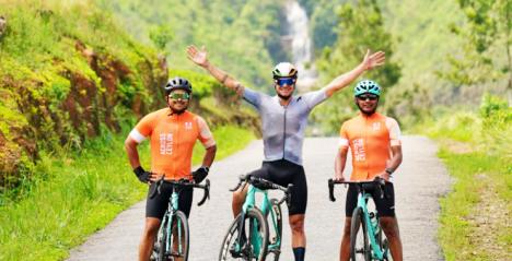 Tour De Resplendent