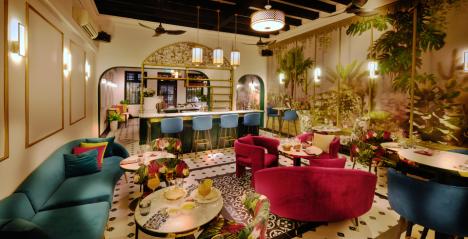 Kunthaville Cocktail Lounge
