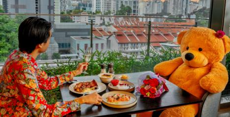 A Valentine's Day Party for One at the Sofitel Singapore City Centre