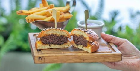 Cheesy Burger Sliders