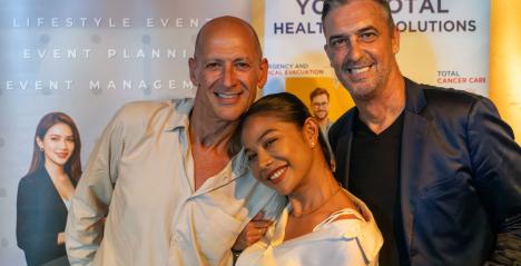 John Gordon Director Expat Choice SAsia left and William Vaughan