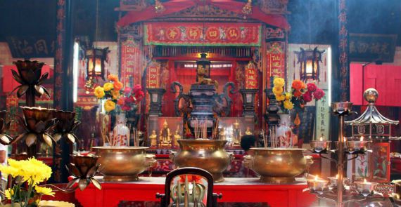 Interior of Sin Sze Ya Temple